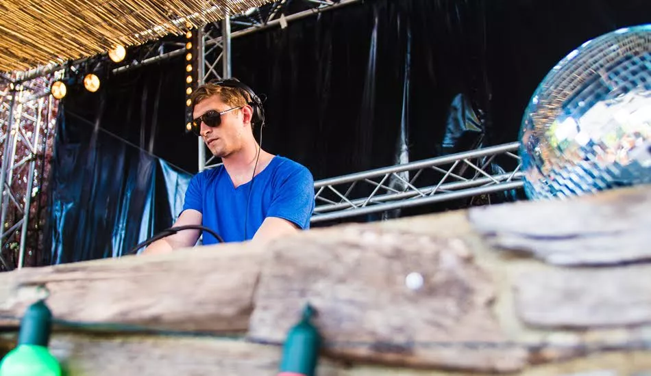 Illustration pour Exclu&nbsp;: un mix en hommage à la house de Detroit par Dusty Fingers de Dure Vie