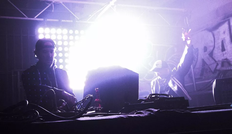 Illustration pour En direct de Rave Or Die aux Nuits Fauves avec Marc Acardipane