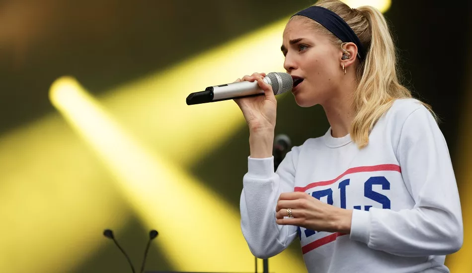 Illustration pour Sortez les mouchoirs&nbsp;: London Grammar a dévoilé un nouveau single