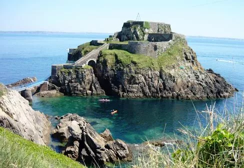 Illustration pour fort_de_bertheaume_imagelarge