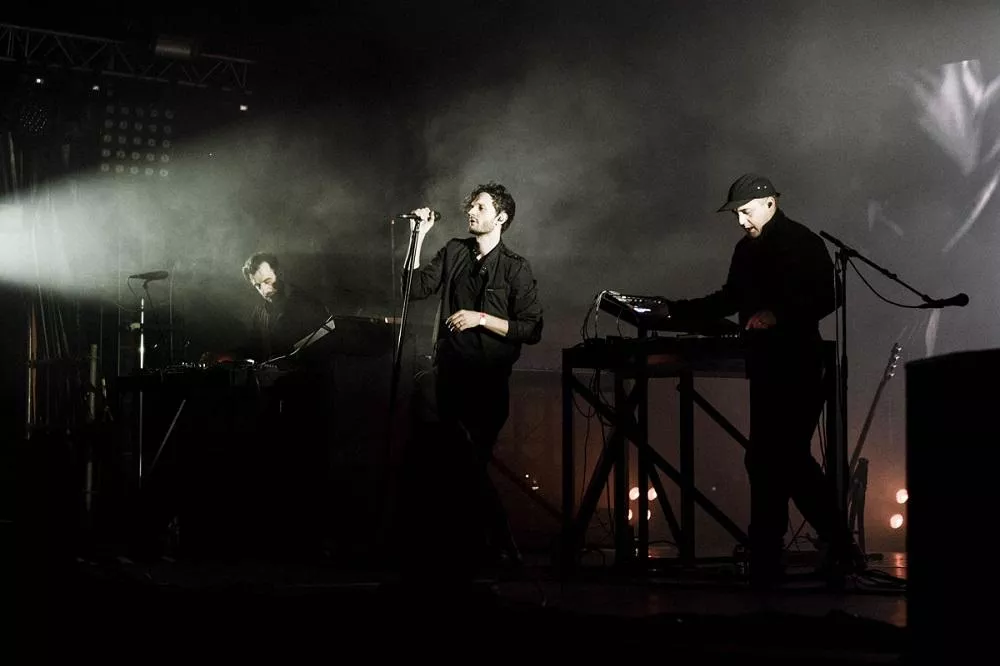 Illustration pour moderat