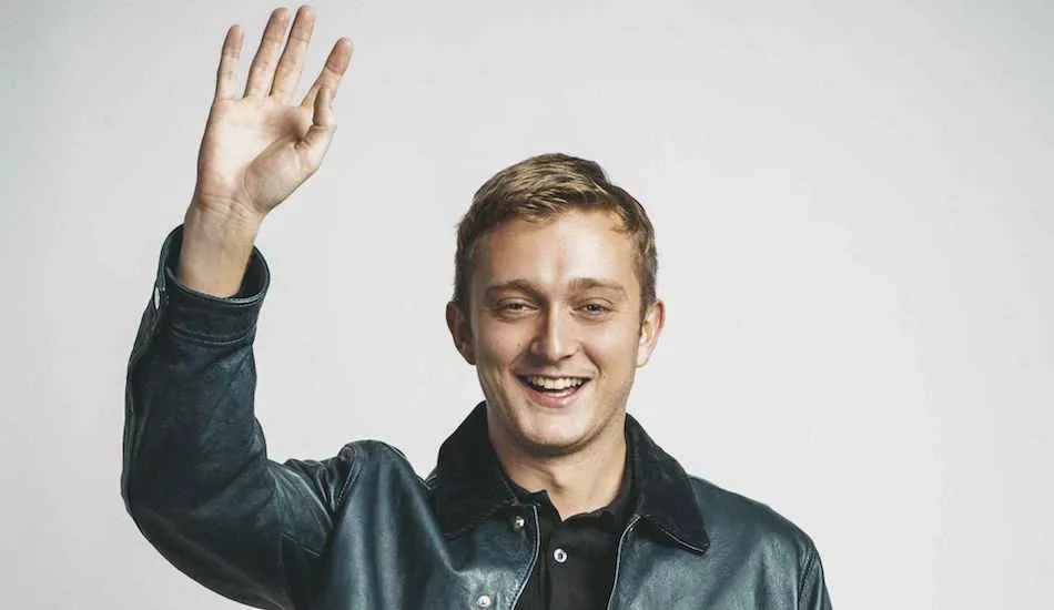 Illustration pour Vald vient de sortir 5 clips d&rsquo;un coup d&rsquo;un seul !