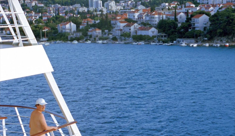 Illustration pour Myd de Club Cheval débarque en solo sur le label Ed Banger avec « The Sun »