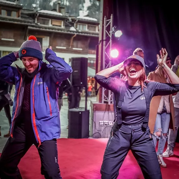 Illustration pour meuhrci