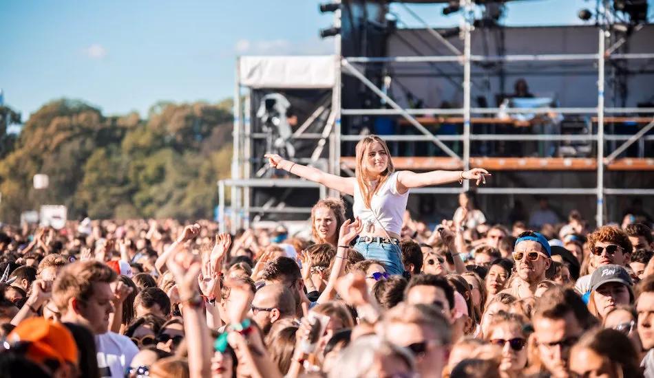 Illustration pour Tsugi Daily : The Hacker, Busy P, Myd, Jennifer Cardini, AZF : les nouveaux noms de Solidays