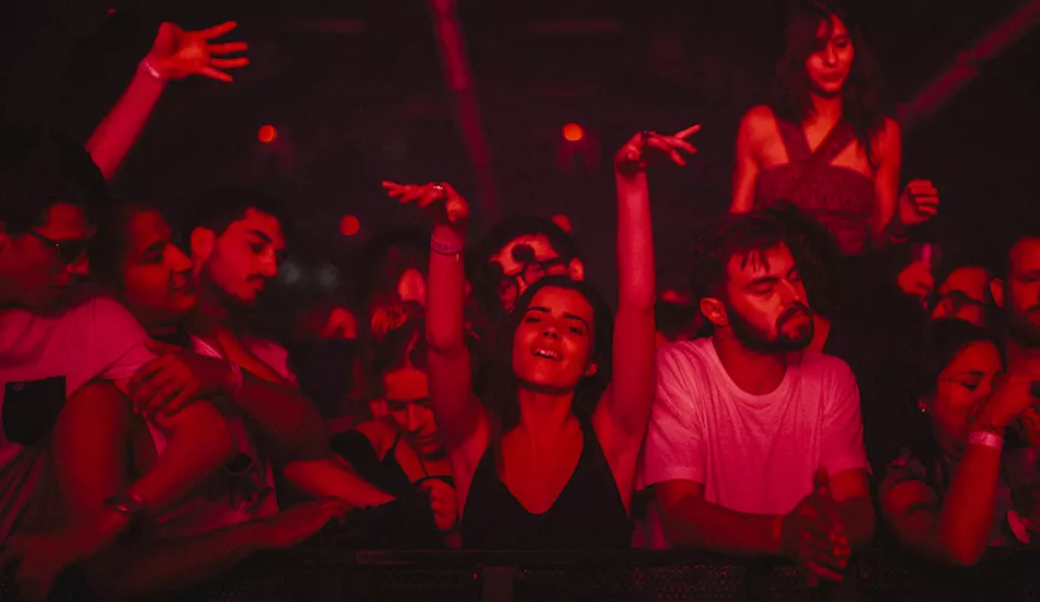 Illustration pour Concours&nbsp;: gagnez vos places pour la Peacock Factory, des soirées toute la semaine à Paris