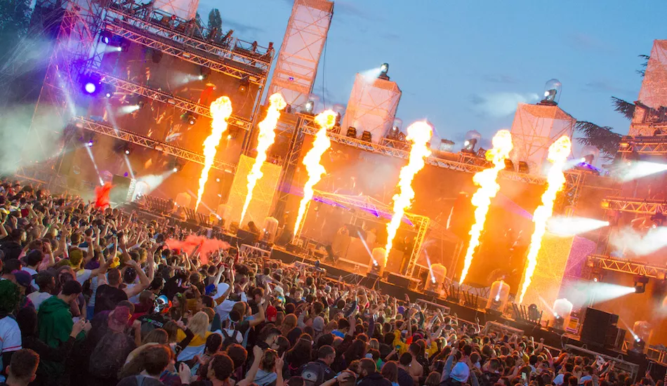 Illustration pour Elektric Park Festival&nbsp;: l&rsquo;art de la scénographie thématique et grandiose
