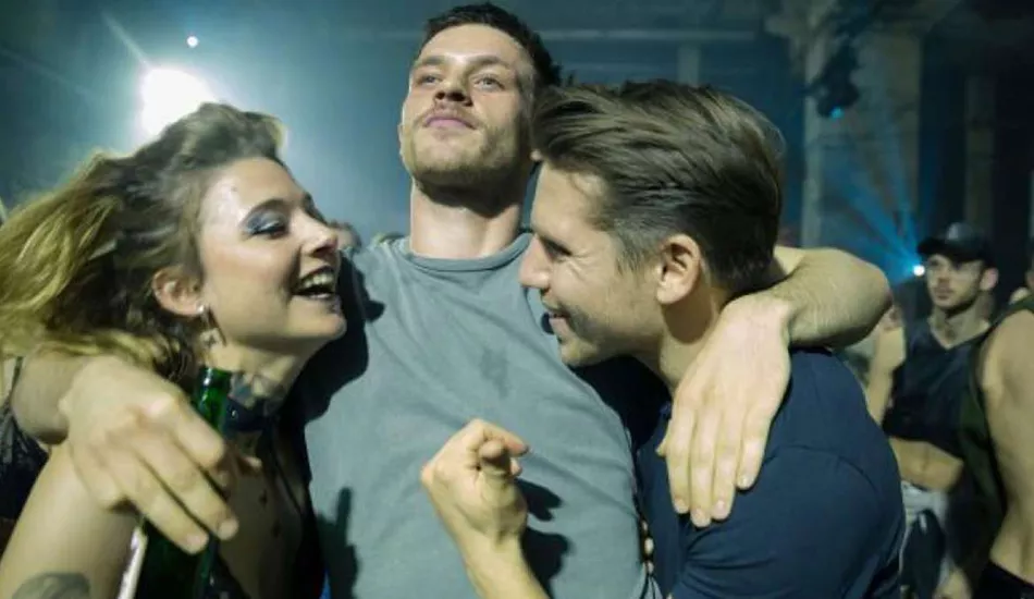 Illustration pour La techno berlinoise a sa nouvelle série télé