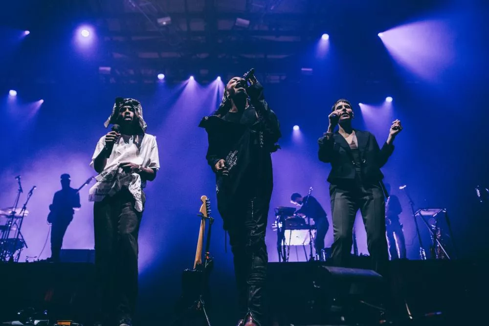 Illustration pour bloodorangepitchfork