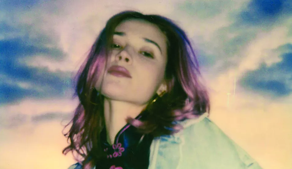 Illustration pour À voir&nbsp;: « Jade » le nouveau clip intimiste de Lolo Zouaï en duo avec Blood Orange