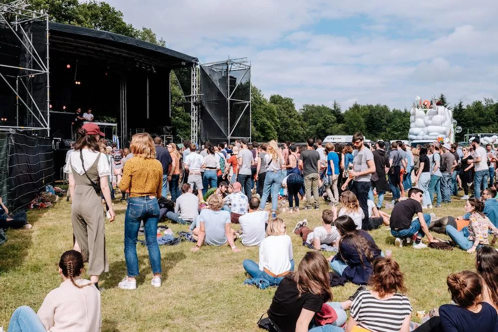 Illustration pour _DSF4329