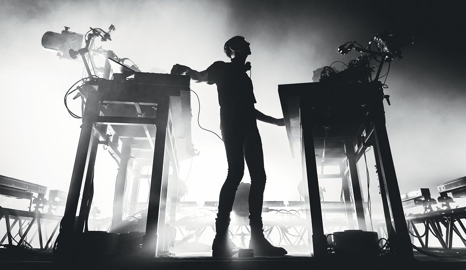 Illustration pour Tsugi 124, avec Richie Hawtin en couv&rsquo; et un CD mixé par Laurent Garnier, en kiosque ce 6 juillet !