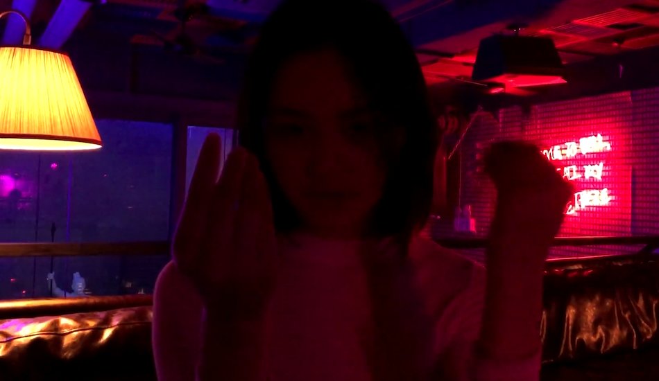 Illustration pour Découvrez le nouveau clip poétique et contemplatif de Maud Geffray