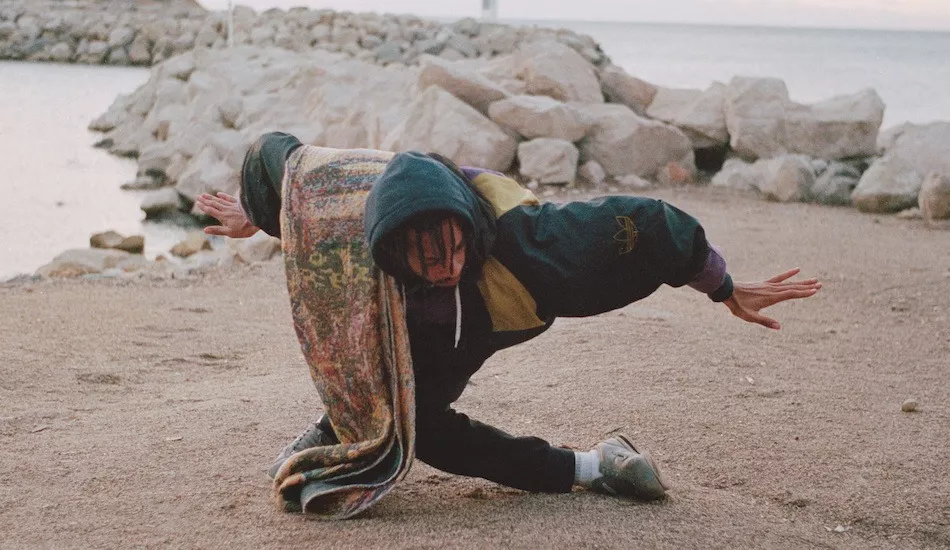 Illustration pour Tsugi Daily&nbsp;: Flavien Berger revient avec un nouveau morceau « Deep See Blue Song »