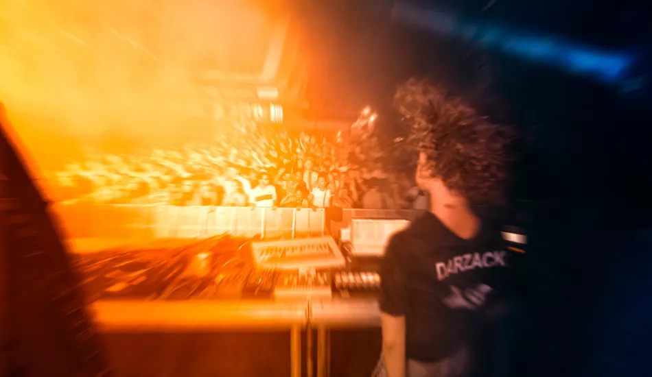 Illustration pour En écoute&nbsp;: la techno percutante du prometteur Darzack