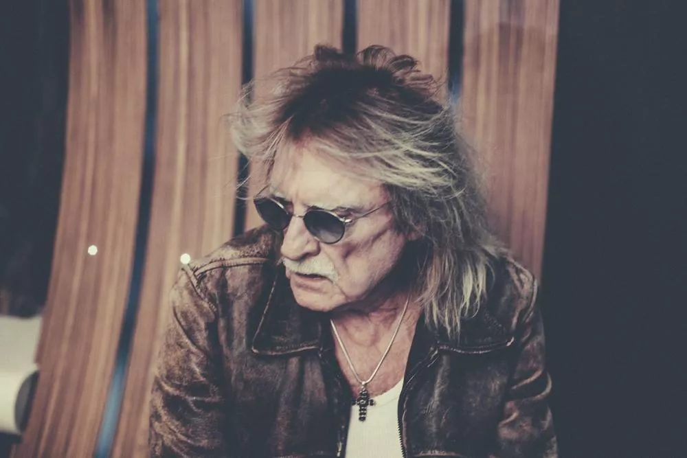 Illustration pour Disparition du chanteur Christophe&nbsp;: son dernier blindest