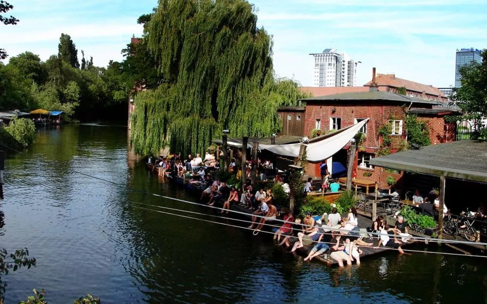 Illustration pour Club-der-Visionaere