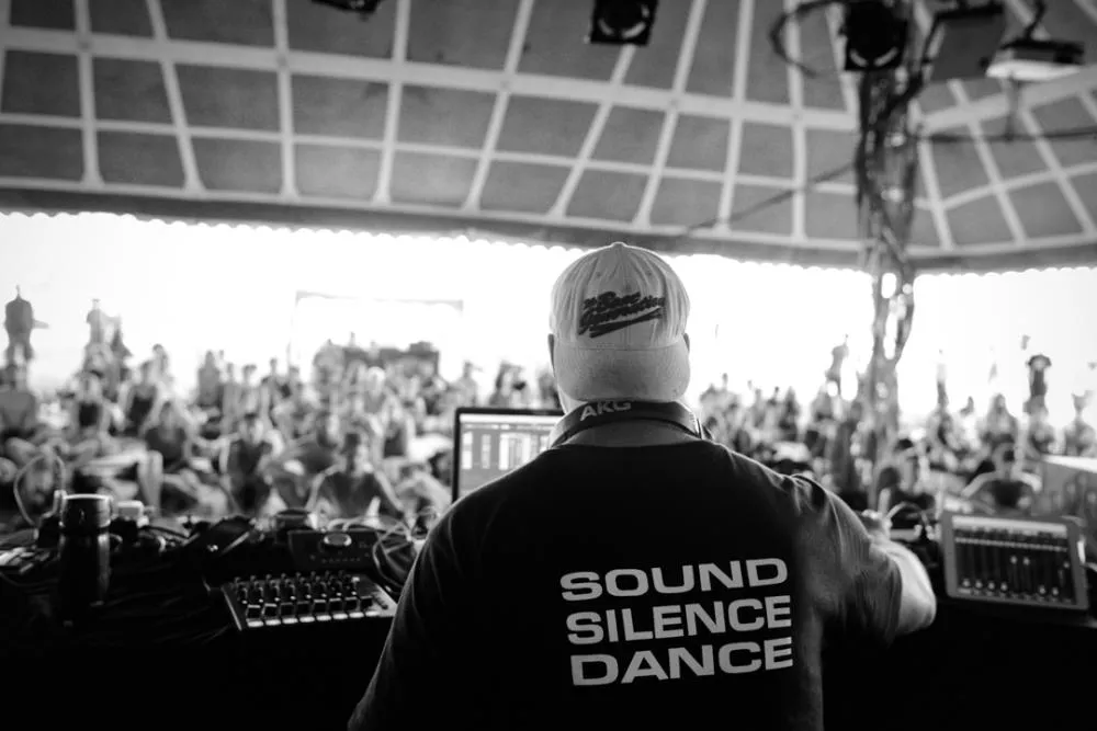 Illustration pour « Sans alcool ni drogue »&nbsp;: le Dharma Techno Festival aura bien lieu cette année