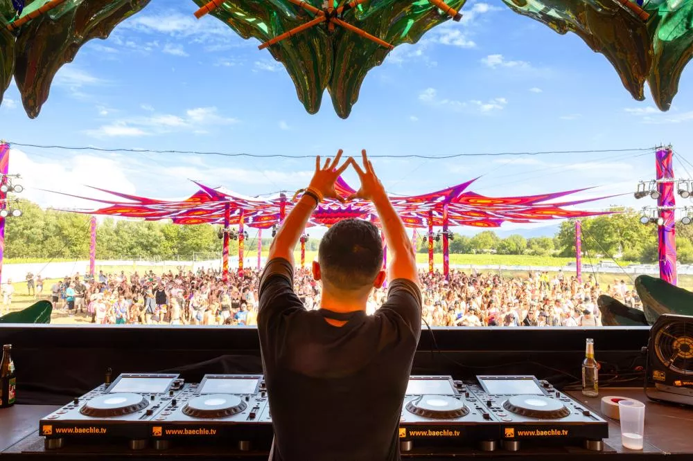 Illustration pour sea you