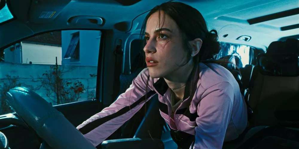 Illustration pour Prix Joséphine 2025&nbsp;: Oklou sacrée, Théodora récompensée par les 18/20 ans