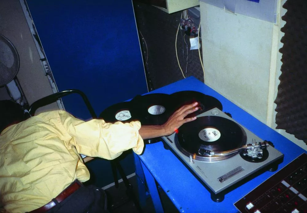 Jeff Mills / Radio FG / Rue Rebeval Paris 1994 © Photo Olivier Degorce / Livre "Radio FG" / Editions La Table Ronde / Gallimard