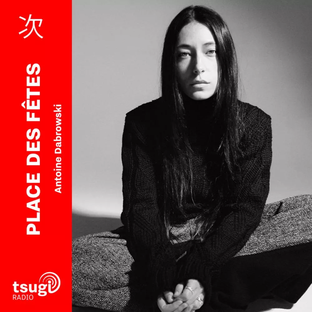 Illustration pour Place des Fêtes · avec Noor et la chronique de Olivier Forester