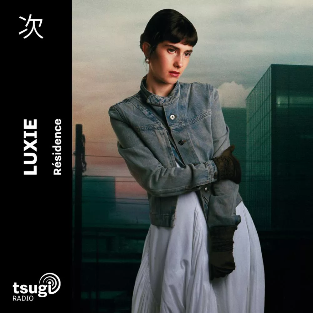 Illustration pour Luxie · Avril 2026