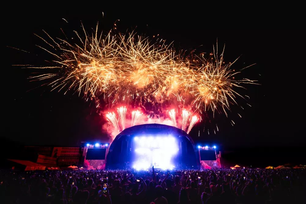 Illustration pour Le Cabaret Vert annonce une programmation XXL pour fêter sa 20ème édition