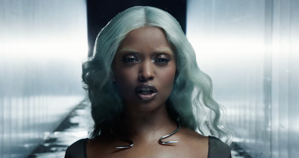 Capture d'écran YouTube du clip de Kelela "Idea 01" Kelela