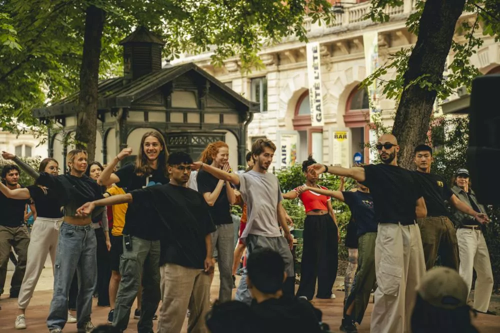 Illustration pour Gaîté l’été : Une programmation estivale gratuite dédiée au vivant, à la musique et à la fête !