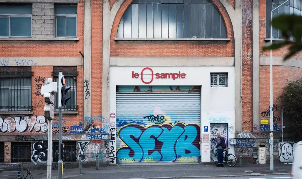 Le Sample