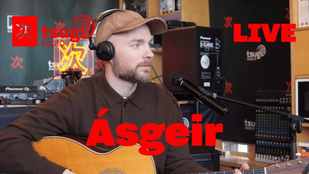 Illustration pour Tsugi Radio : l’Islandais Ásgeir en guitare-voix au studio